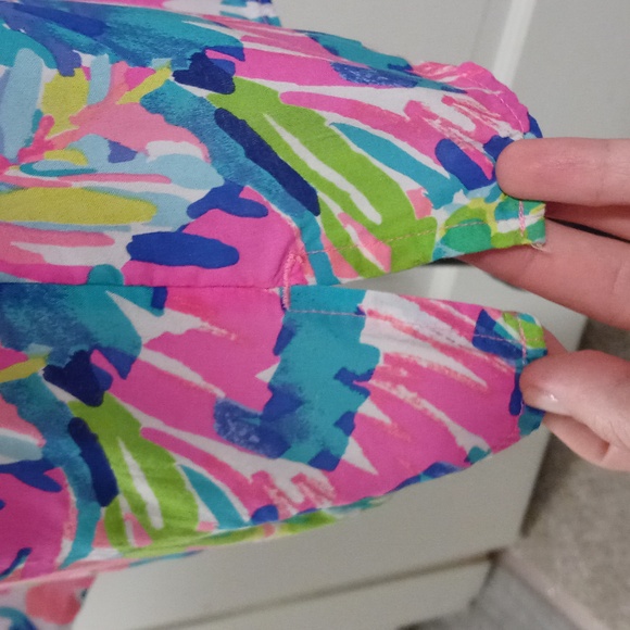 🔴SOLD🔴🦒VERY HTF Lilly Pulitzer🦒 - Willa Top - Picture 12 of 16